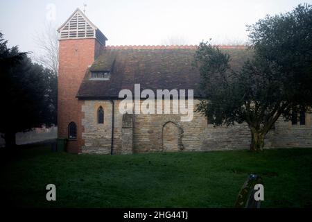St. Mary`s Church im Winter, Bearley, Warwickshire, England, Großbritannien Stockfoto